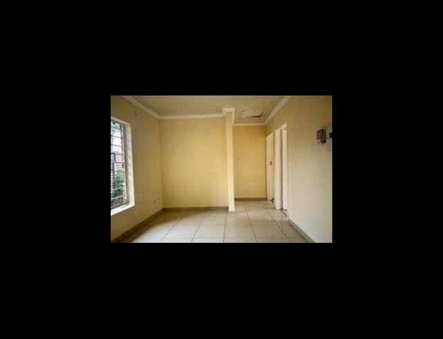 2 BEDROOM TOWNHOUSE FOR SALE IN THE ORCHARDS